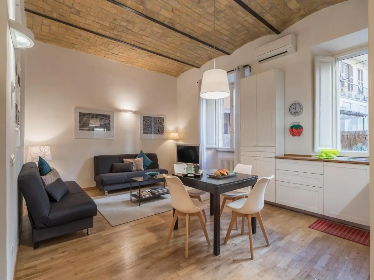 The Best Rent - Elegant Flat Near Colosseum Rome 0*,